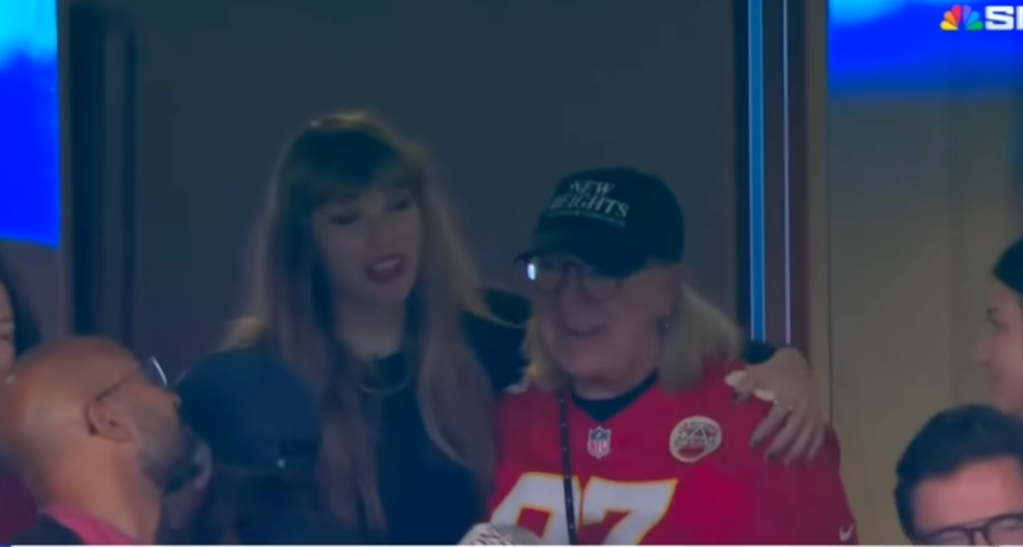 Taylor Swift and Travis Kelce's mom, Donna Kelce.